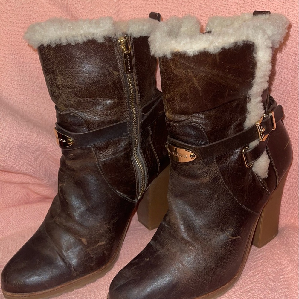 Micheal Kors (Brown/ Beige) Faux fur w/Gold accents heeled boots size 10